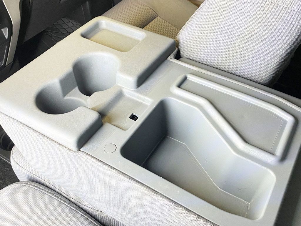 2011 Ford F-150 4WD SuperCrew 145" XLT - 22938175 - 36