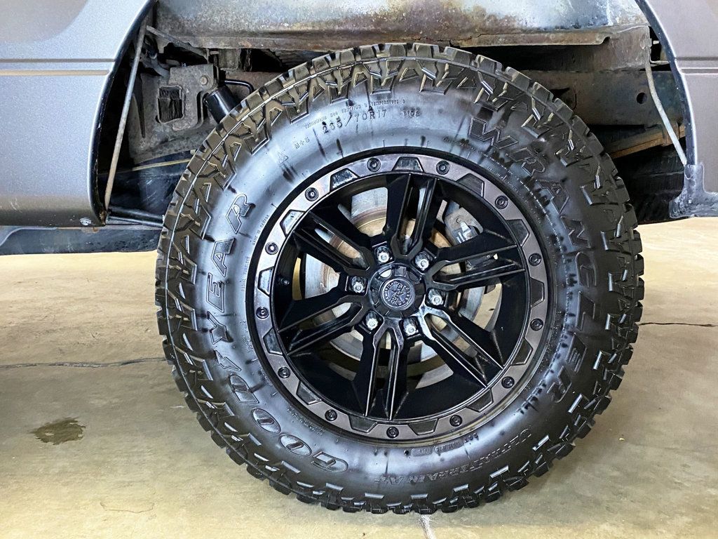 2011 Ford F-150 4WD SuperCrew 145" XLT - 22938175 - 55