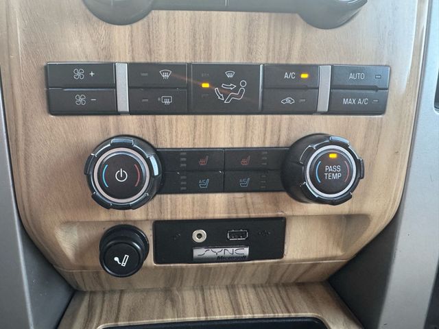 2011 Ford F-150 Lariat - 22987260 - 19