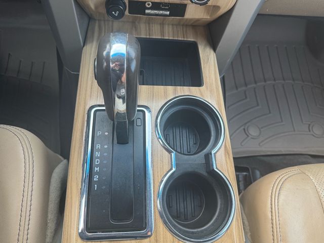 2011 Ford F-150 Lariat - 22987260 - 21