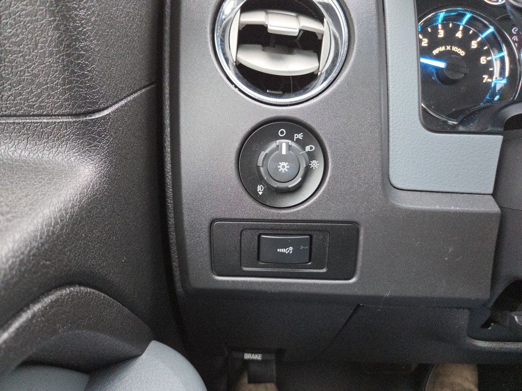 Ford F-150 photo 16