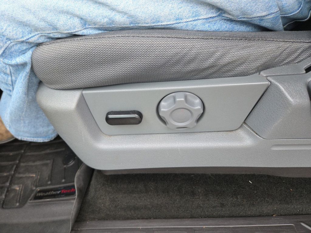 Ford F-150 photo 17