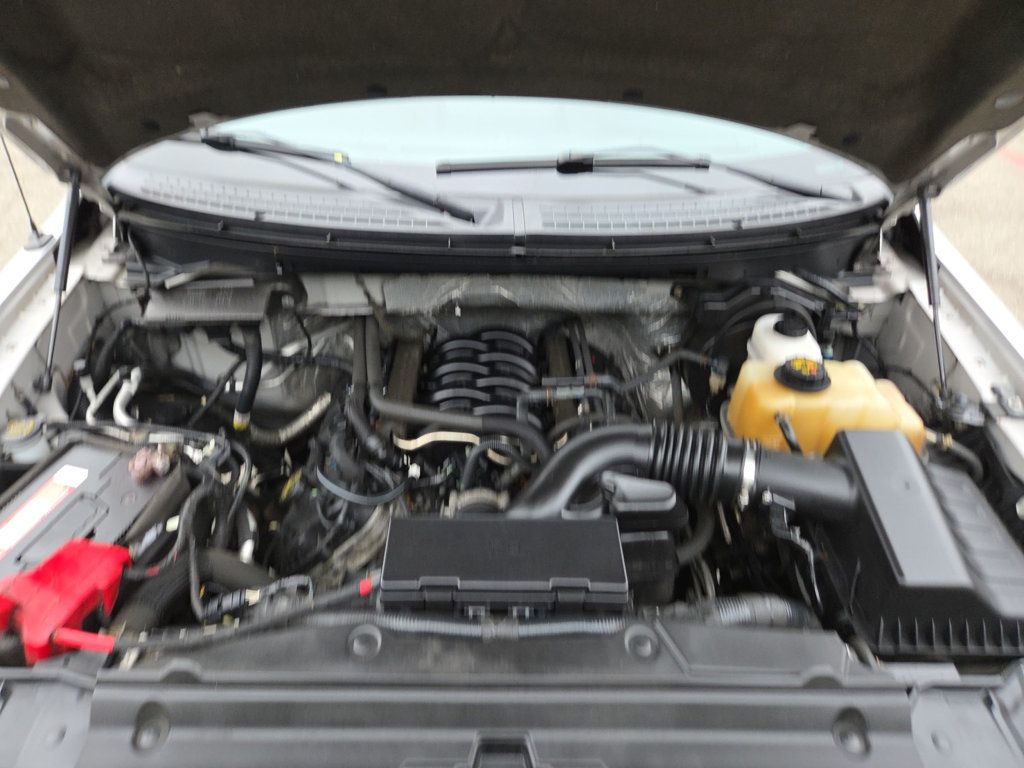 Ford F-150 photo 21