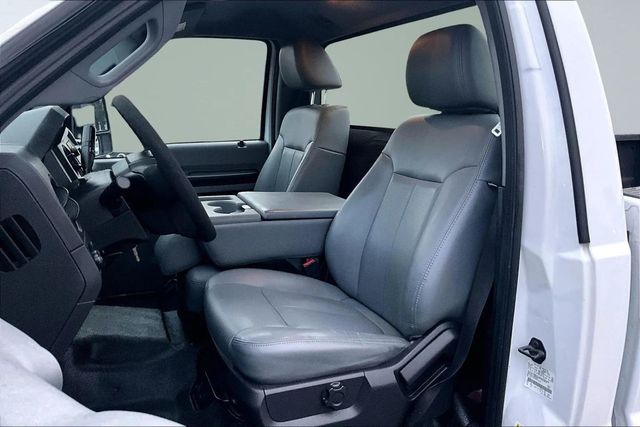 2011 Ford F-250 Super Duty XL - 22960547 - 9