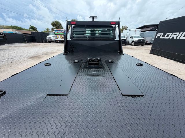 2011 Ford F-350 4X4 Gooseneck Flatbed  - 22998857 - 8