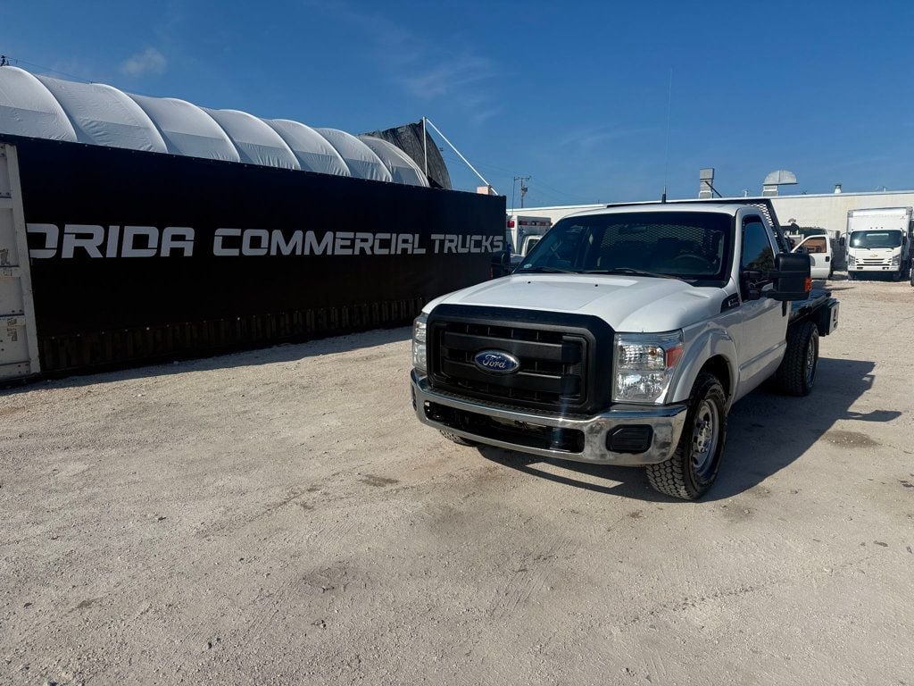 2011 Ford F-350 SRW Flatbed  - 22987477 | Video 1