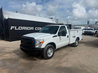 2011 Ford F-350 SRW Utility Service Truck