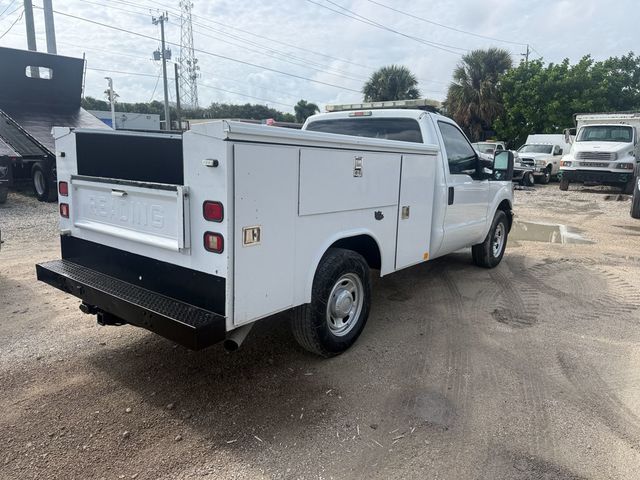 2011 Ford F-350 SRW Utility Service Truck  - 23092725 - 2