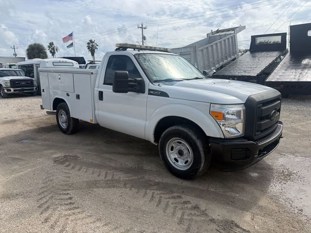 2011 Ford F-350 SRW Utility Service Truck  - 23092725 - 3