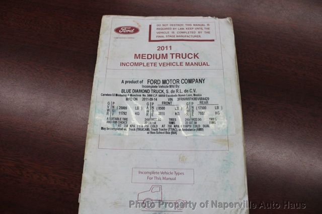 2011 FORD F-650 Super Duty XL Crew Cab RWD - 22163629 - 38