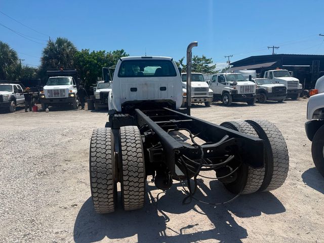 2011 Ford F-750 Cab and Chassis  - 22970866 - 1