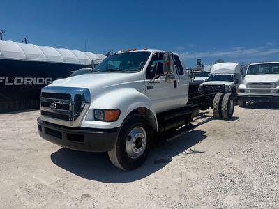 2011 Ford F-750 Cab & Chassis