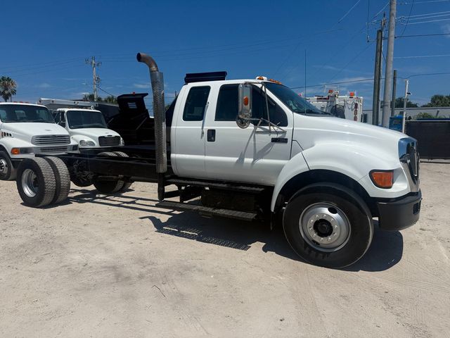 2011 Ford F-750 Cab & Chassis  - 22970866 - 2