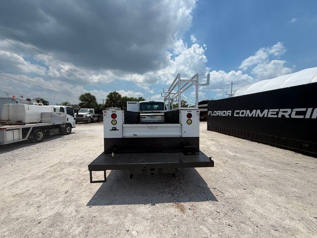 2011 Ford F-750 Crew Cab Utility Service Truck  - 23022521 - 3