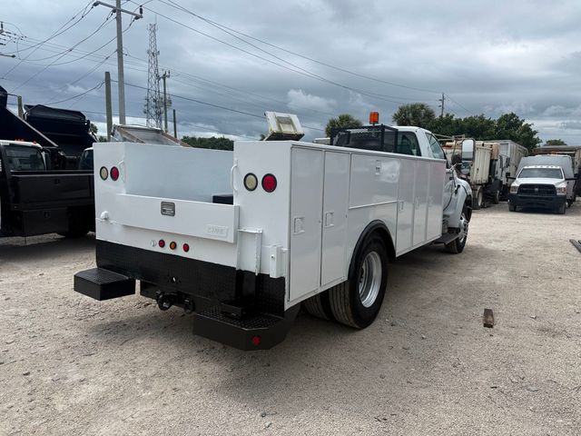 2011 Ford F-750 Utility Service Truck UNDER CDL  - 23017602 - 3