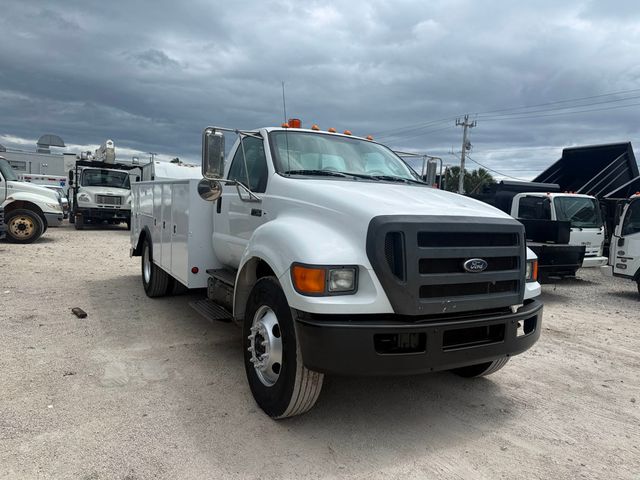 2011 Ford F-750 Utility Service Truck UNDER CDL  - 23017602 - 4