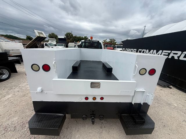 2011 Ford F-750 Utility Service Truck UNDER CDL  - 23017602 - 6
