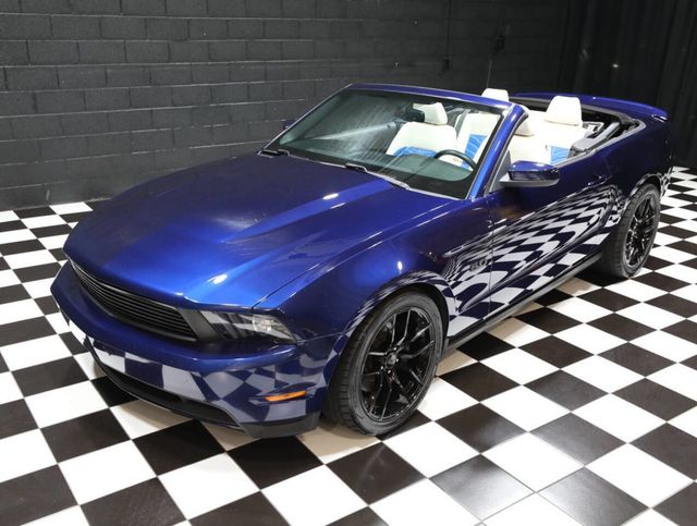2011 Ford Mustang 2dr Convertible GT - 22997912 - 11