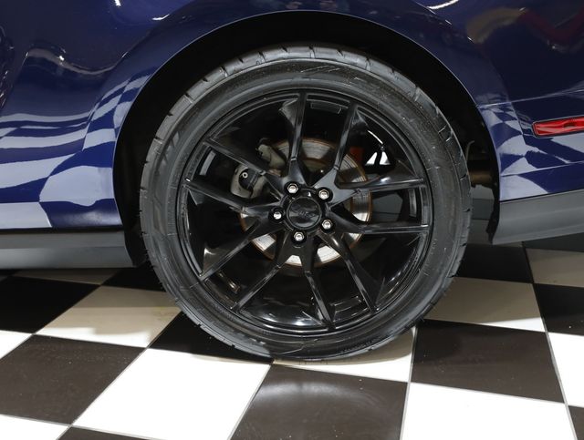 2011 Ford Mustang 2dr Convertible GT - 22997912 - 31