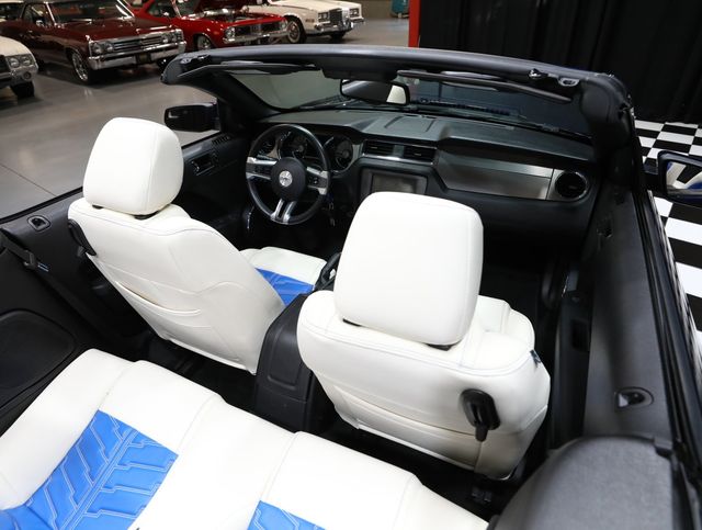 2011 Ford Mustang 2dr Convertible GT - 22997912 - 36