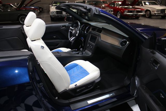 2011 Ford Mustang 2dr Convertible GT - 22997912 - 40