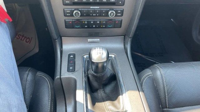 2011 Ford Mustang 2dr Coupe GT - 23013472 - 12