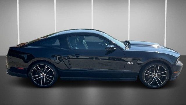 2011 Ford Mustang 2dr Coupe GT - 23013472 - 3