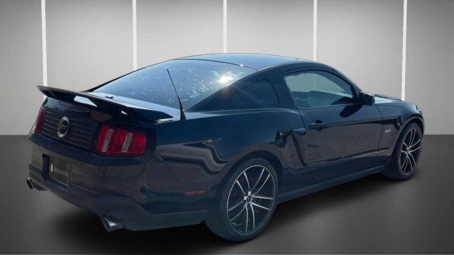 2011 Ford Mustang 2dr Coupe GT - 23013472 - 5