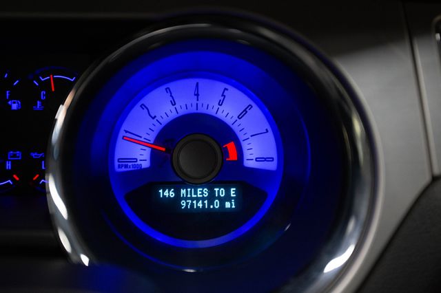 2011 Ford Mustang 2dr Coupe GT - 22986042 - 4