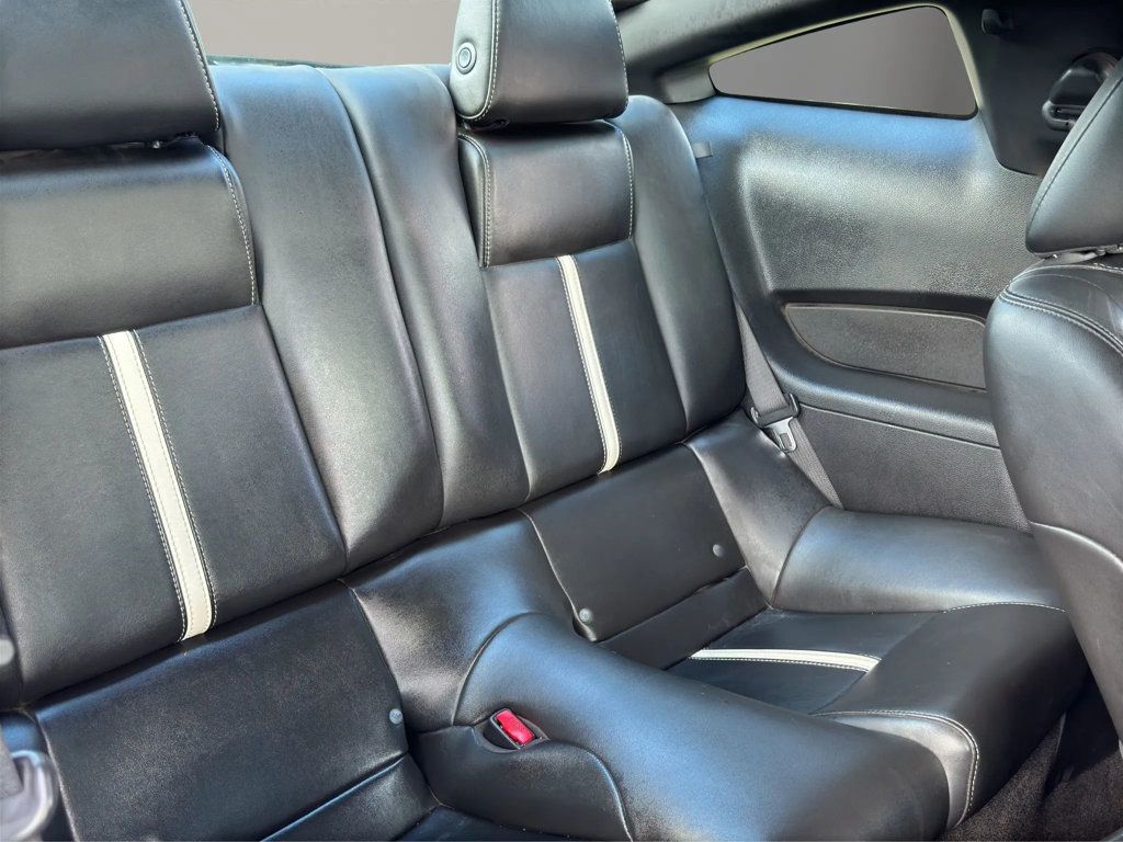 2011 Ford Mustang 2dr Coupe GT Premium - 22939546 - 17