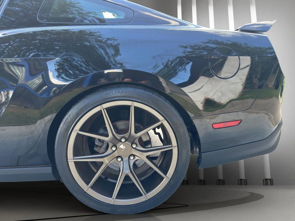 2011 Ford Mustang 2dr Coupe GT Premium - 22939546 - 22