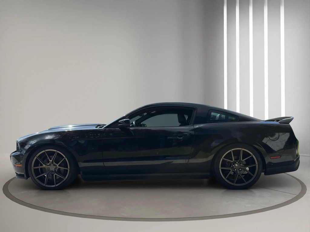 2011 Ford Mustang 2dr Coupe GT Premium - 22939546 - 2
