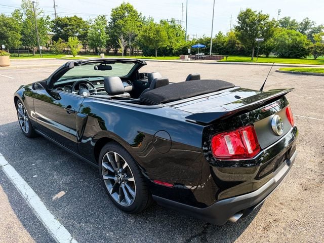2011 Ford Mustang CALIFORNIA SPECIAL, GT PREMIUM, CONVERTIBLE, 6-SPD MANUAL - 23041183 - 28