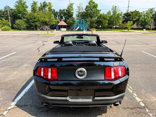 2011 Ford Mustang CALIFORNIA SPECIAL, GT PREMIUM, CONVERTIBLE, 6-SPD MANUAL - 23041183 - 30