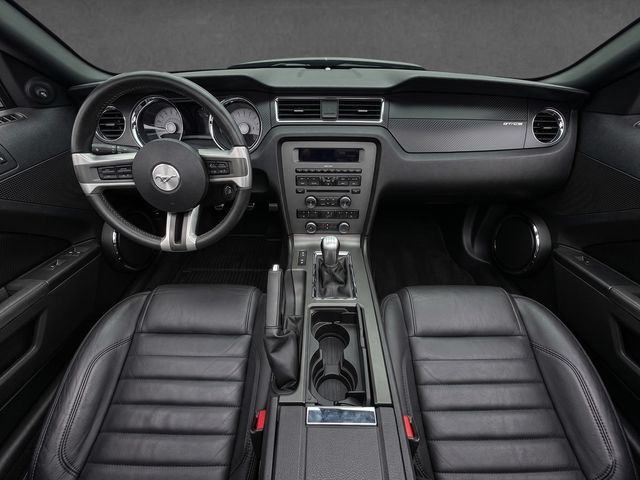 2011 Ford Mustang CALIFORNIA SPECIAL, GT PREMIUM, CONVERTIBLE, 6-SPD MANUAL - 23041183 - 3