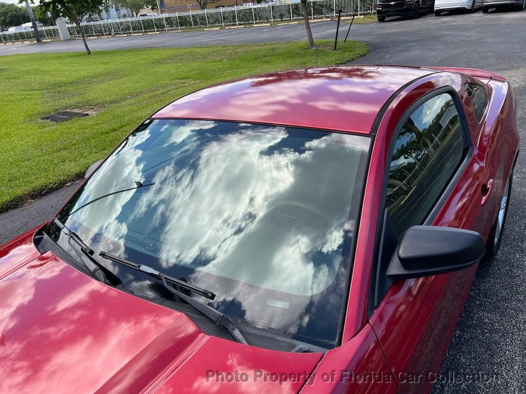 2011 Ford Mustang V6 photo 17