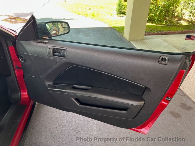 2011 Ford Mustang Coupe V6 Automatic - 22866300 - 23