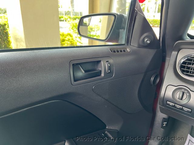 2011 Ford Mustang Coupe V6 Automatic - 22866300 - 36