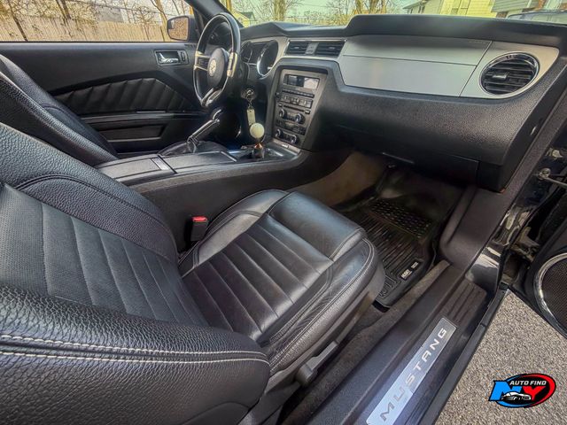 2011 Ford Mustang PREMIUM GT, 6-SPD MANUAL, BREMBO BRAKES, 19" ALUMINUM WHEELS - 23006912 - 14