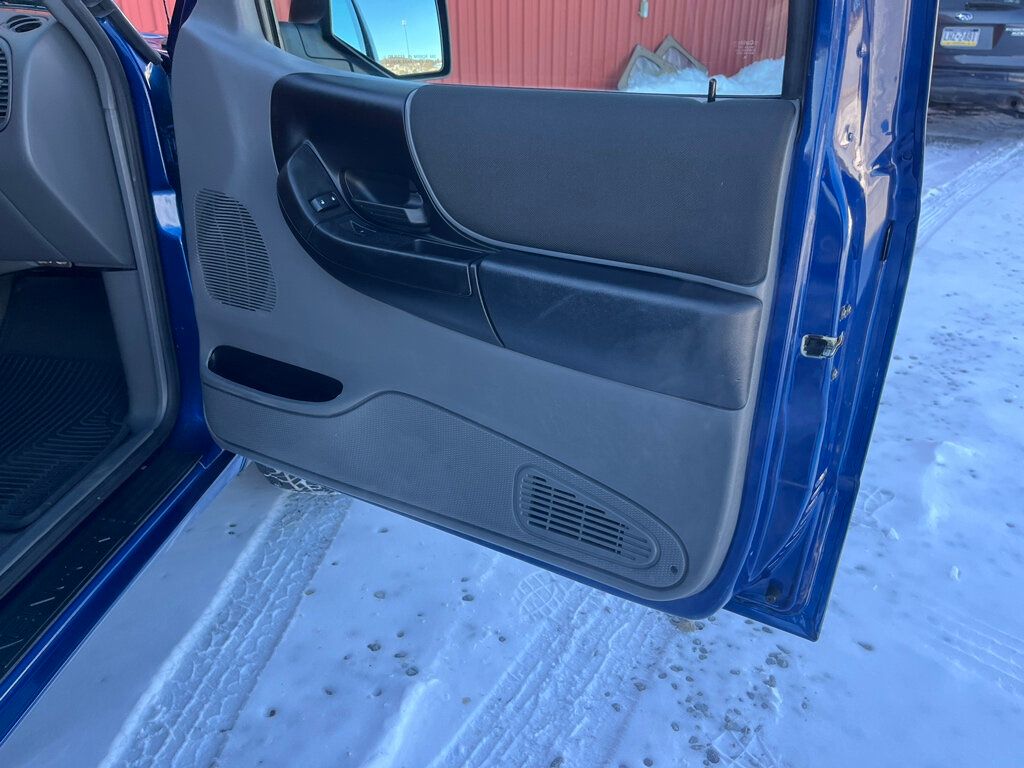 2011 Ford Ranger XLT Super Cab 4x4 4.0L Automatic - 22968514 - 29