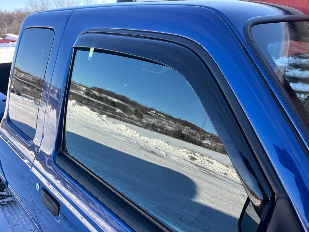 2011 Ford Ranger XLT Super Cab 4x4 4.0L Automatic - 22968514 - 33