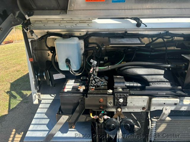 2011 Ford STEP VAN E450 JUST 8k MILES! HEAVY SPEC 14,050 GVW PERFECT FOR A FOOD TRUCK WITH HEAVY EQUIPMENT! - 23023108 - 34