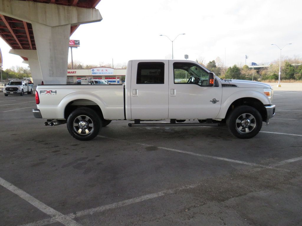 2011 Ford Super Duty F-250 SRW 4WD Crew Cab 156" Lariat - 22684973 - 4