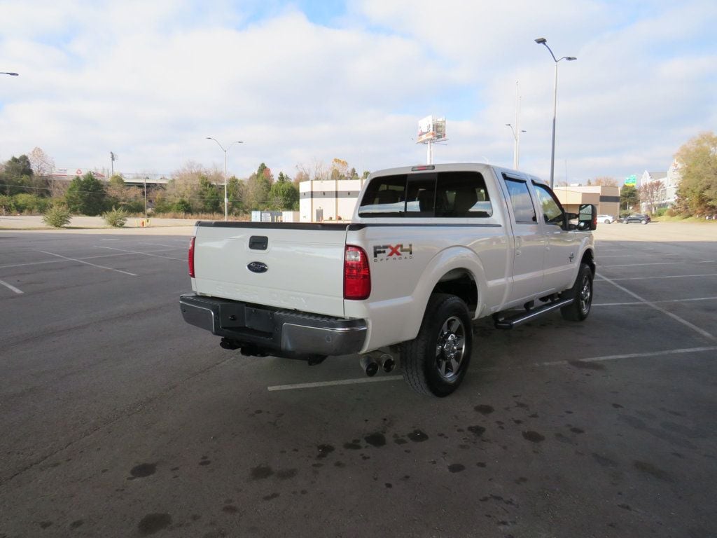 2011 Ford Super Duty F-250 SRW 4WD Crew Cab 156" Lariat - 22684973 - 5