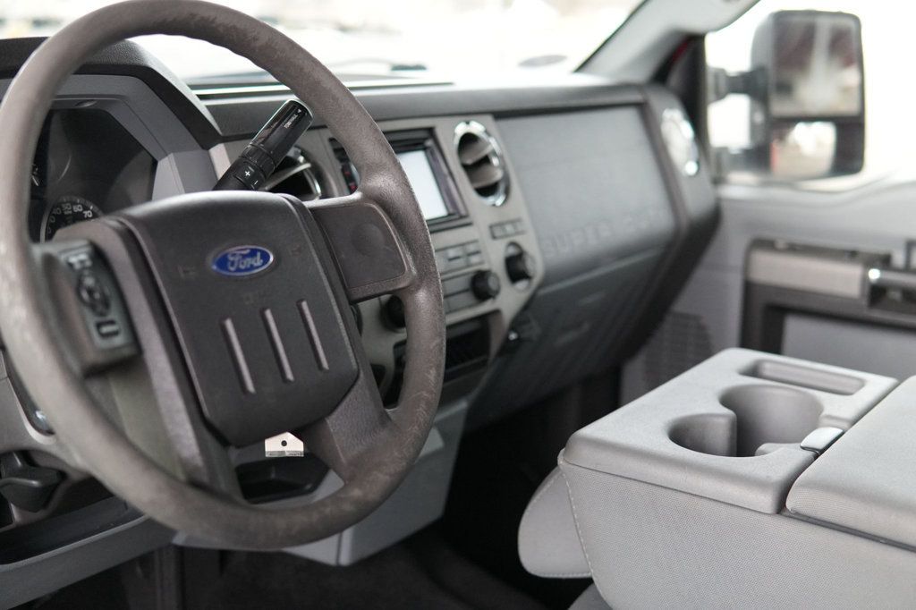 2011 Ford Super Duty F-250 SRW 4WD Crew Cab 156" XLT - 22986405 - 10