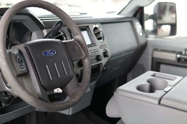 2011 Ford Super Duty F-250 SRW 4WD Crew Cab 156" XLT - 22986405 - 10