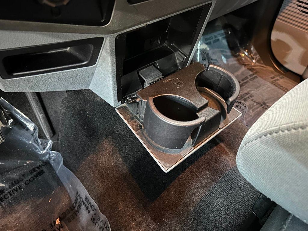 2011 Ford Super Duty F-250 SRW XLT 4x4 4dr Crew Cab 6.8 ft. SB Pickup - 22953391 - 36