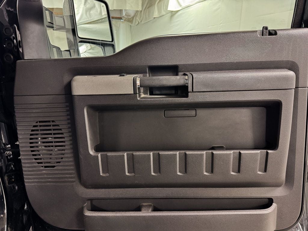 2011 FORD Super Duty F-350 CREW CAB LARIAT 4X4 - 23002991 - 14