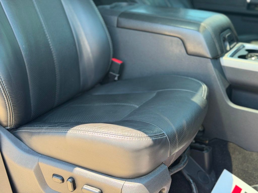 2011 Ford Super Duty F-350 Lariat - 23048784 - 19