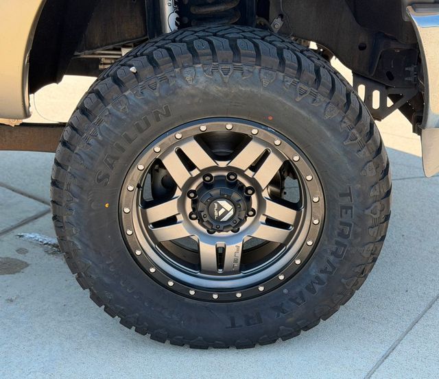 2011 Ford Super Duty F-350 Lariat - 23048784 - 35